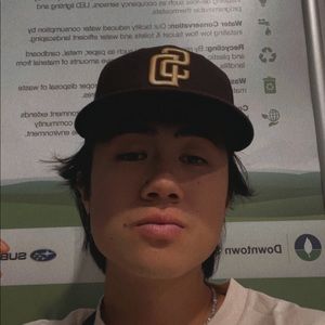 Meet your Posher, Adam